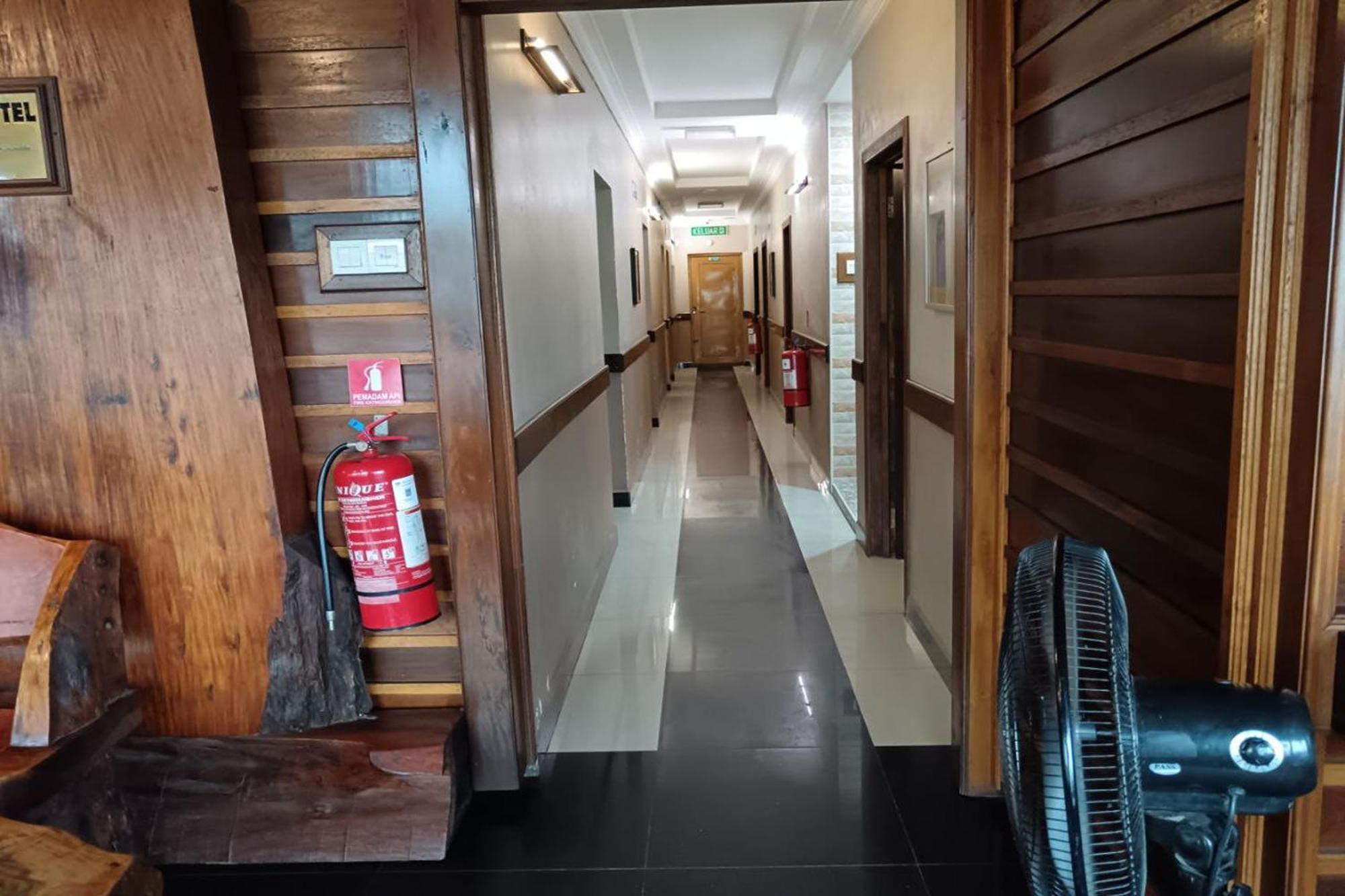 Fins Hotel, Άλορ Σταρ Εξωτερικό φωτογραφία